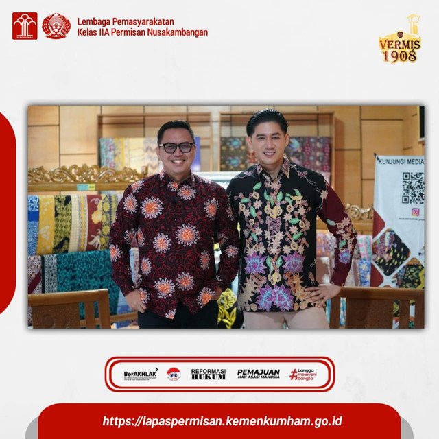 Bangga Pakai Batik Lapas Permisan Pemain Biola Iskandar Widjaja