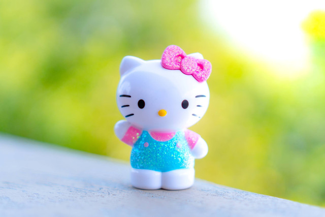 Sanrio ungkap karakter Hello Kitty bukan kucing, tapi seorang perempuan Inggris. Foto: Shutterstock