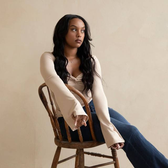 Ruth B, solois asal Kanada. Foto: Spotify