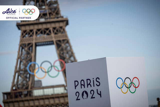 Menara Eiffel jelang Olimpiade Paris, Prancis Foto: Aurelien Morissard/AP Photo