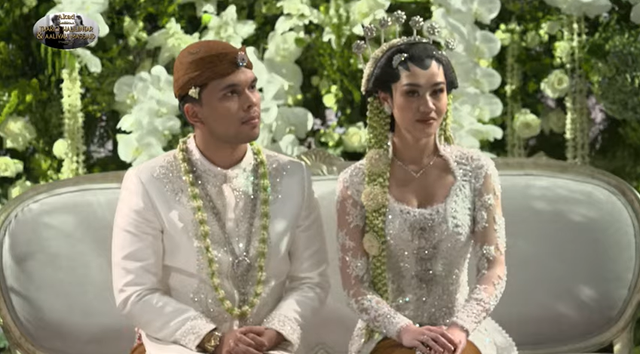 Pernikahan Thariq Halilintar dan Aaliyah Massaid, Jumat (26/7). Foto: Youtube