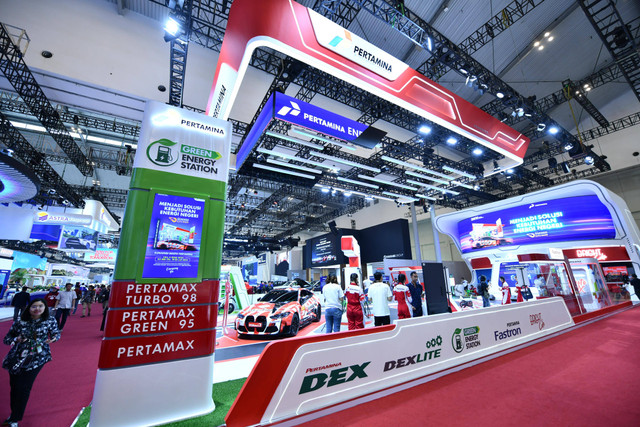 Booth Pertamina di gelaran Gaikindo Indonesia International Auto Show 2024 (GIIAS). Foto: Dok. Pertamina