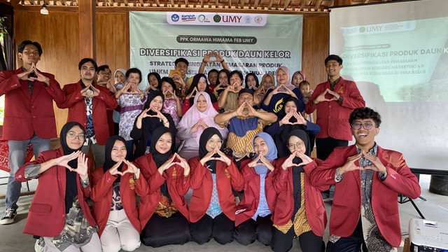 Foto bersama perwakilan kelompok sasaran program PPK Ormawa HIMAMA UMY