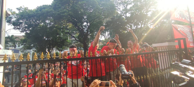 Peringatan peristiwa Kudatuli di Kantor DPP PDI Perjuangan, Jakarta, Sabtu (27/7). Foto: Rachmadi Rasyad/kumparan