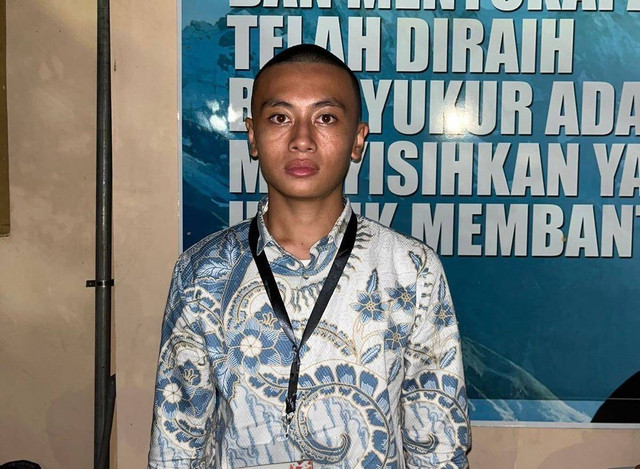 Eliezer Putrando Maleakhi, putra suku Dayak asal Sintang, Kalimantan Barat, dinyatakan lulus catar Akpol 2024. Foto: Dok. Istimewa