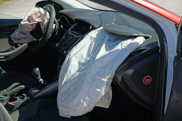 Airbag mobil yang tidak mengembang. Foto: Pixabay