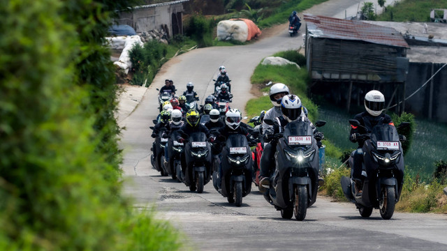 Rangkaian media test ride Tour Boemi Nusantara dengan Yamaha NMax 'Turbo' Jakarta-Yogyakarta. Foto: YIMM