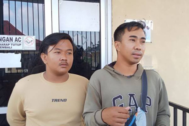 Seorang kurir antar paket di Palembang, Sumsel M Rio Saputra (20 tahun) usai melaporkan penganiayaan oleh rekan kerjanya ke SPKT Polrestabes Palembang, Foto : Ist