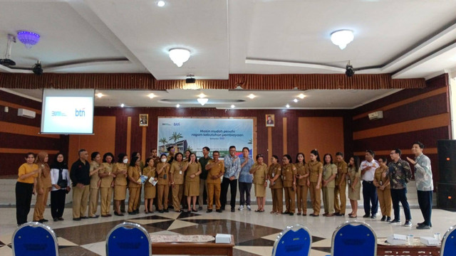 Keterangan foto:Pose bersama para peserta sosialisasi program KPR BTN Tapera.