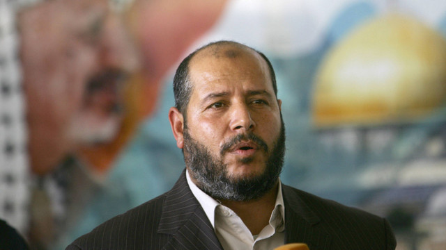 Pemimpin Hamas Khalil al-Haya berbicara pada konferensi pers di Kota Gaza, 27 Juni 2006. Foto: AFP/Mohammed Abed