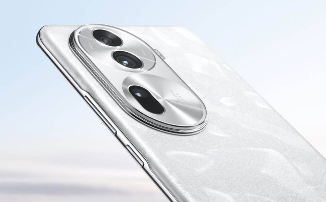 perbandingan kamera Oppo vs iPhone. Sumber: oppo.com