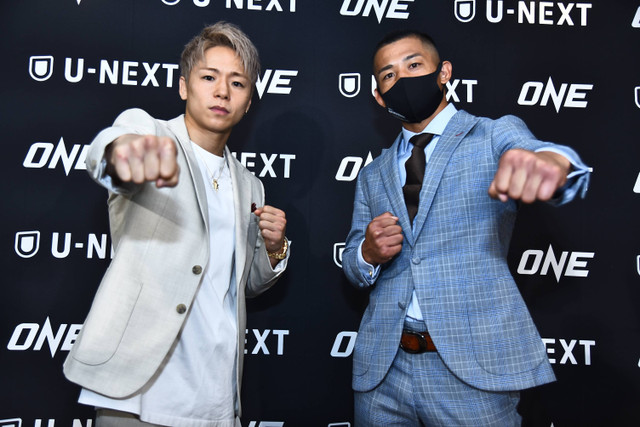 Takeru Segawa (kiri) dan Hiroki Akimoto akan menjadi wakil Jepang di ONE Friday Fights 81. Foto: ONE Championship