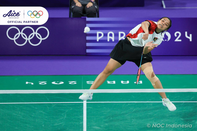 Tunggal putri Indonesia Gregoria Mariska Tunjung pada pertandingan Olimpiade Paris 2024 di Porte De La Chapella Arena, Paris, Prancis. Foto: NOC Indonesia