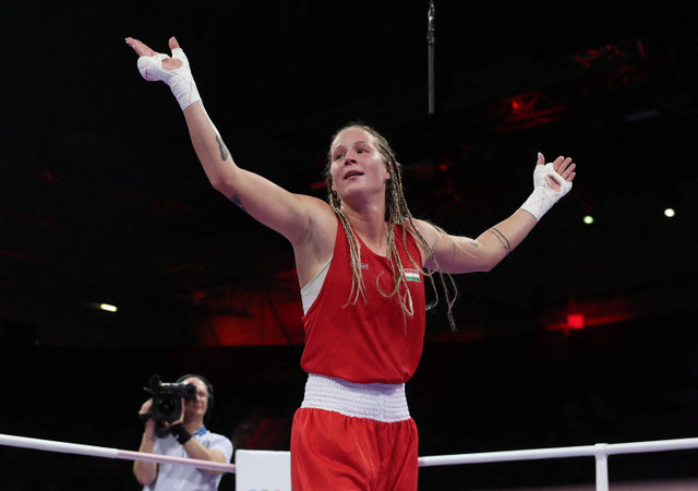 Anna Luca Hamori dari Hongaria merayakan kemenangannya melawan Marissa Williamson dari Australia di babak penyisihan kelas 66kg Putri, Olimpiade Paris 2024, North Paris Arena, Villepinte, Prancis, 01 Agustus 2024. Foto: REUTERS/Isabel Infantes