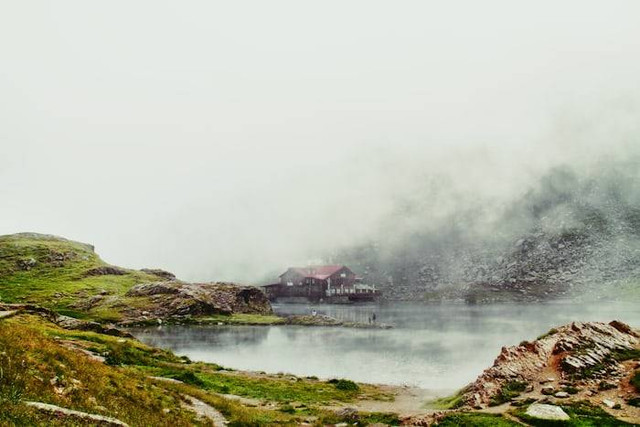 Mata Air Terbaik di Dunia (Foto hanya ilustrasi, bukan mata air zamzam sebenarnya) Sumber: unsplash/ Darius