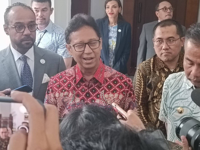 Menteri Kesehatan Budi Gunadi Sadikin, saat kunjungan ke Gedung Sate, Bandung, pada Jumat (2/8/2024). Foto: Robby Bouceu/kumparan