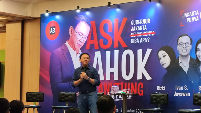 Basuki Tjahja Purnama alias Ahok di acara Ask Ahok Anything di kawasan Tebet, Jakarta Selatan, Sabtu (3/8). Foto: Jonathan Devin/kumparan