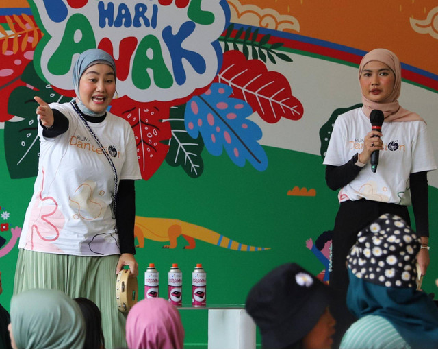 Workshop Sushi dari Bright Gas "Let's Make Sushi" di Festival Hari Anak 2024. Foto: kumparan