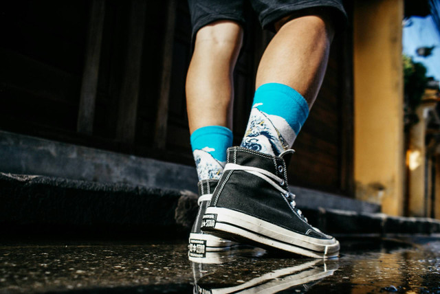 Ilustrasi kaos kaki olahraga. Sumber foto: Unsplash