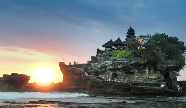 tempat wisata di bali yang terkenal. Sumber: Unsplash/Harry Kessell