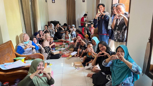 Sengon Darurat Stunting Mahasiswa KKN TIM II UNDIP 2024 Galakan Gizi Banting 