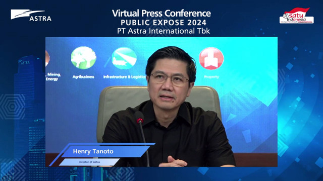 Direktur PT Astra International Tbk Henry Tanoto dalam konferensi pers paparan publik virtual, Kamis (8/8/2024). Foto: Dok. Istimewa