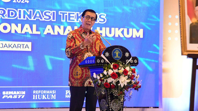 Kukuhkan Organisasi Profesi Analis Hukum, Menkumham: Kembalikan Wibawa Hukum 