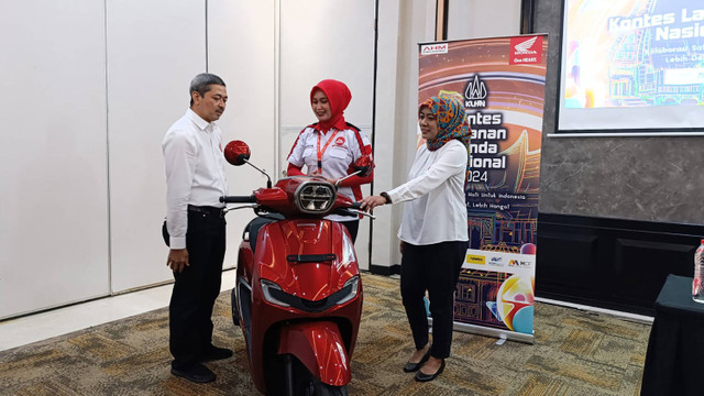 Simulasi penilaian Kontes Layanan Honda Nasional 2024 di Jakarta Pusat, Kamis (8/8). Foto: Fitra Andrianto/kumparan