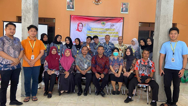 DPMPTSP Gandeng KKN MAs Tim 55 Sosialisasikan Perizinan Usaha