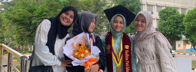 Foto: Wisuda Nadhira Puti 