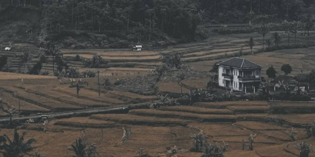 Ciamis Bandung berapa jam. Foto hanyalah ilustrasi bukan tempat sebenarnya. Sumber: Unsplash/yusup rachman