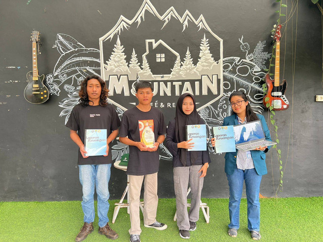           Mountain Cafe & Resto, Desa Tumbrep, Kec Bandar, Kab Batang, Jawa Tengah. Sumber foto : pribadi