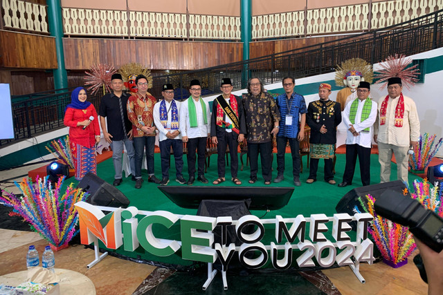 Kemenparekraf gelar festival MiCE TO MEET YOU untuk promosikan budaya pantun Betawi.
 Foto: Dok. Istimewa