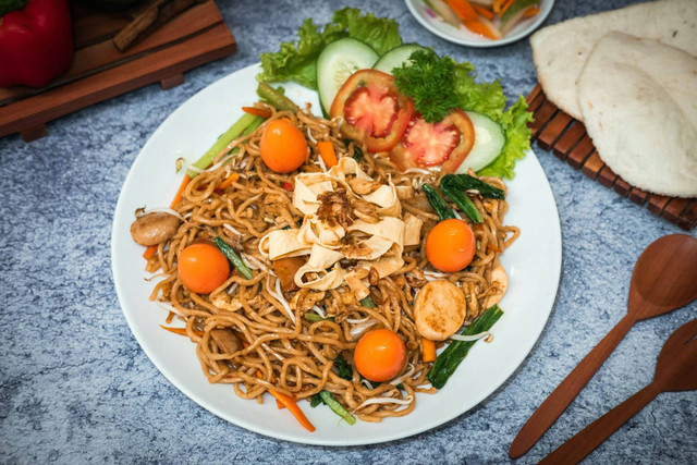 Mie Kangkung Kite. Foto hanya ilustrasi, bukan tempat sebenarnya. Sumber: Unsplash/r eris prayatama