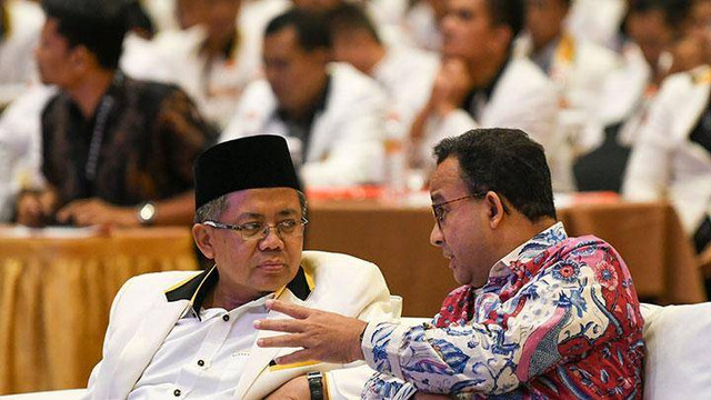 Sohibul Iman (kiri) dan Anies Baswedan (kanan) dikutip dari ANTARA oleh M Risyal Hidayat