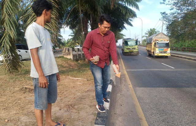 Lokasi kejadian pria yang ditemukan mengenaskan karena dianiaya oleh sekelompok orang karena menolak membayar parkir. Foto : Ist