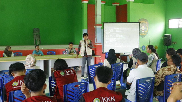 Edukasi Masyarakat Tentang Keamanan Digital | Sumber : Dokumentasi Pribadi