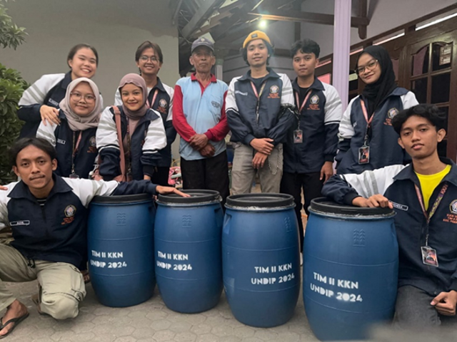 Dokumentasi Program Desa Mandiri Bersama Kepala Pengeloaan Sampah Desa Tambakrejo, Bapak Danoyo.