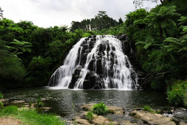 Curug Lalay Padaasih. Foto hanya ilustrasi, bukan tempat yang sebenarnya. Sumber: unsplash.com/Mario Ame.