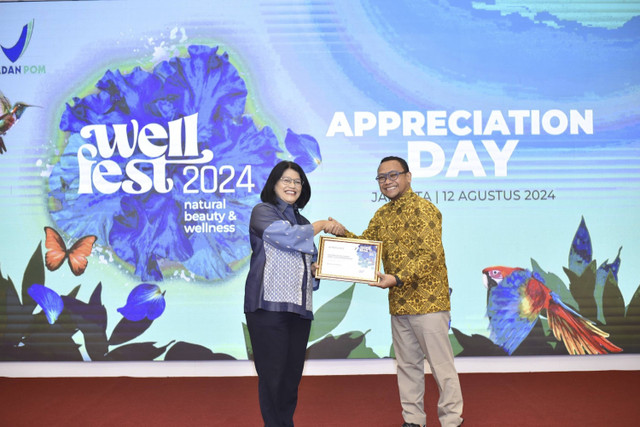 Plt. Kepala BPOM, Rizka Andalusia, saat membuka Appreciation Day Wellfest 2024 di Aula BPOM, Senin (12/08/2024). Foto: Dok. Istimewa