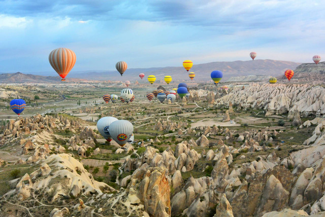 Tips Backpacker ke Turki. Foto Cappadocia, Turki. Sumber foto: Unsplash/Mar Cerdeira