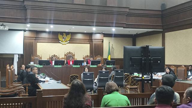 Sidang kasus korupsi proyek pengadaan Sistem Proteksi TKI Kemenakertrans di Pengadilan Tipikor Jakarta, Selasa (13/8/2024). Foto: Jonathan Devin/kumparan