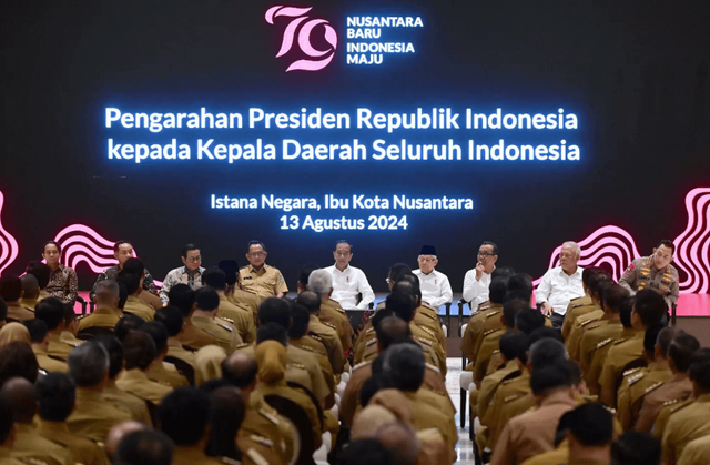 Presiden Jokowi beri pengarahan kepala daerah se-RI di IKN,Kaltim, Selasa (13/8/2024). Foto: Muchlis Jr/Biro Pers Sekretariat Presiden