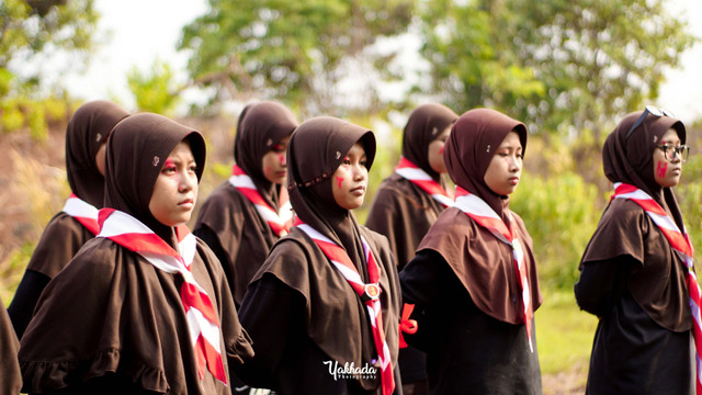 Pramuka adalah organisasi pendidikan nonformal yang menyelenggarakan pendidikan kepanduan di Indonesia. Foto: Unsplash.com