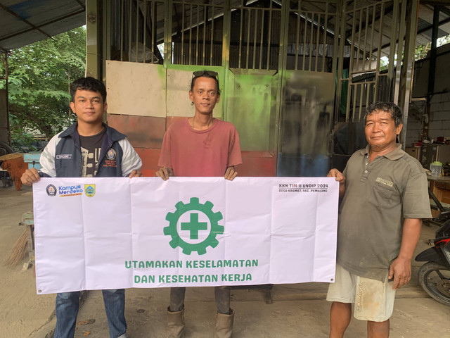 Penyerahan Banner K3