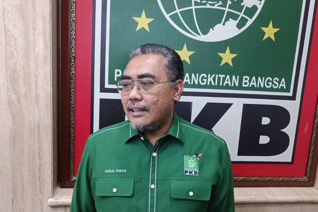 Waketum PKB, Jazilul Fawaid saat diwawancarai wartawan di kantor DPP PKB, Jakarta Pusat, Selasa (13/8/2024). Foto: Fadlan Nuril Fahmi/kumparan