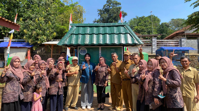 Peluncuran "Warta Juragan" bersama Kepala Desa & Perangkat Desa Juragan