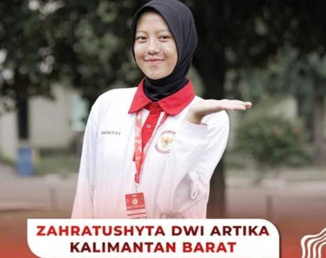 Paskibraka asal Kalbar, Zahratushyta Dwi Artika bersedia lepas jilbab untuk jalankan tugas negara. Foto: Dok. Istimewa