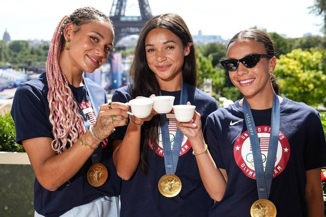 Triple Espresso: Trinity Rodman, Mallory Swanson, dan Sophia Smith. Foto: Instagram/@uswnt