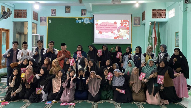 Sosialisasi Anemia di Panti Asuhan Yatim Putri Aisyiyah Grogol, Sukoharjo.